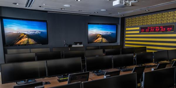 Center Lab